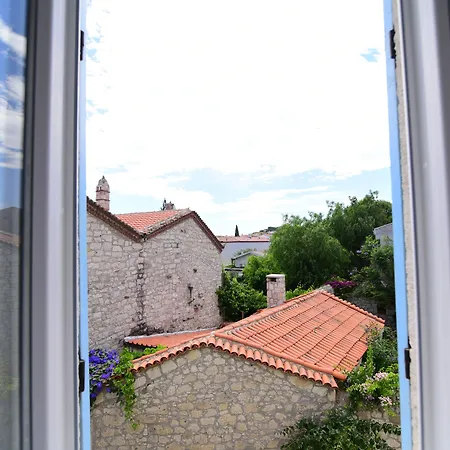 Kozanogluhan Boutique アラカティ