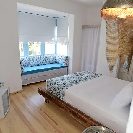 Kozanogluhan Boutique 2*